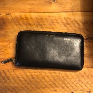 Auxiliary Black Leather Wallet